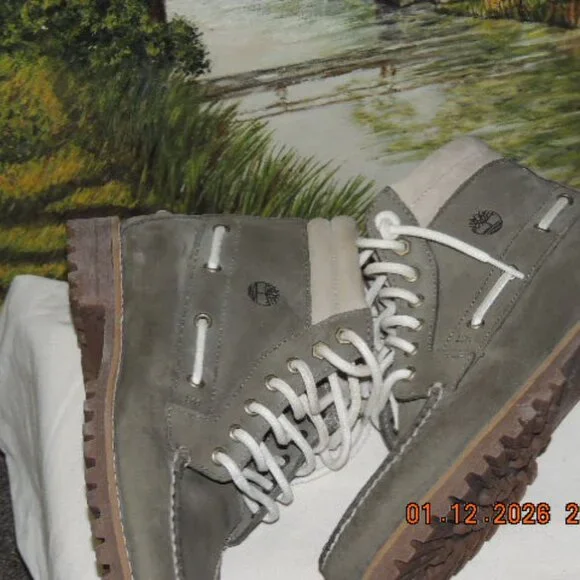 Timberland Boots - Picture 3 of 7
